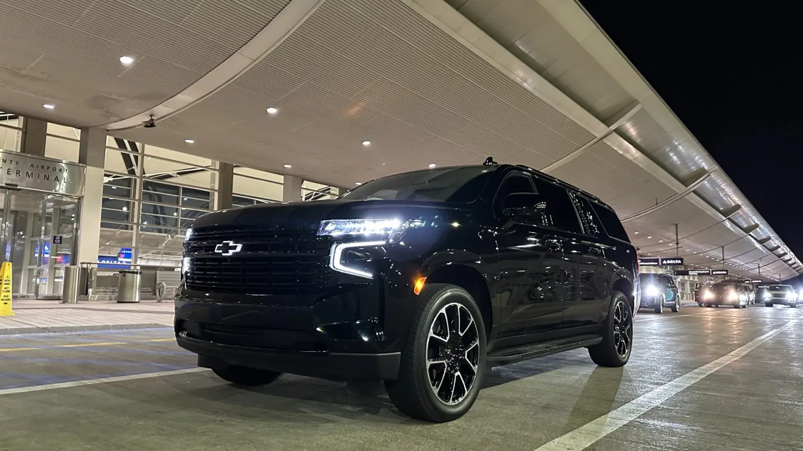 Black Chevrolet Suburban from the LuxeDetroit fleet